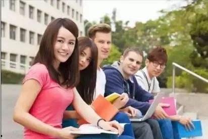 留学生和老外在线视频,留学生视角下的中外文化碰撞与融合 第3张 留学生和老外在线视频,留学生视角下的中外文化碰撞与融合 第3张