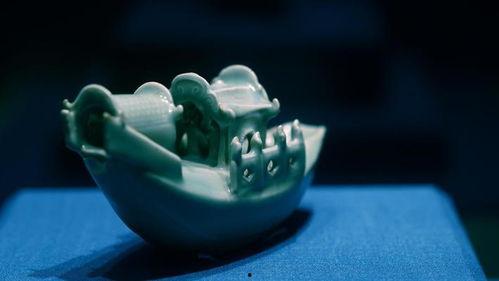 青瓷手机在线视频,一窥古代青瓷之美，尽享现代科技魅力